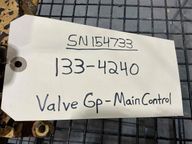 IT38G Valve GP - Main Control (3 Function), Caterpillar