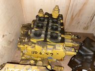D7R Valve Group - Hydraulic Control, Caterpillar